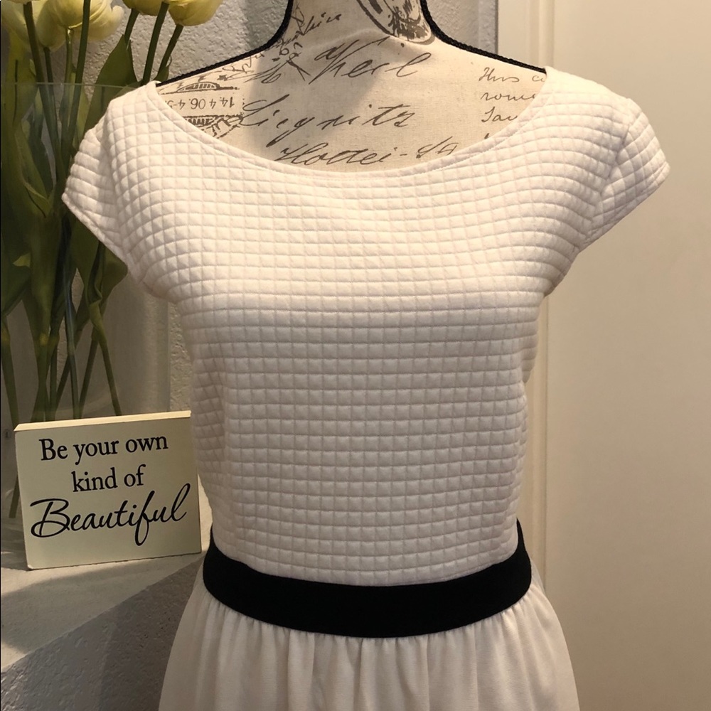 NWOT- Xhilaration Dress